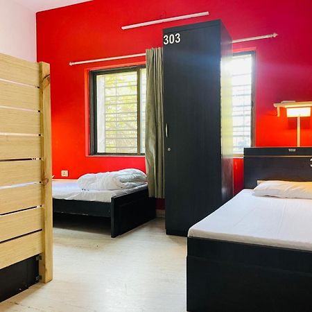 Hostel Lifespace- Twin Bungalow With Pods, Bunks, Private Rooms, Cowork & Cafe ปูเน่ ภายนอก รูปภาพ