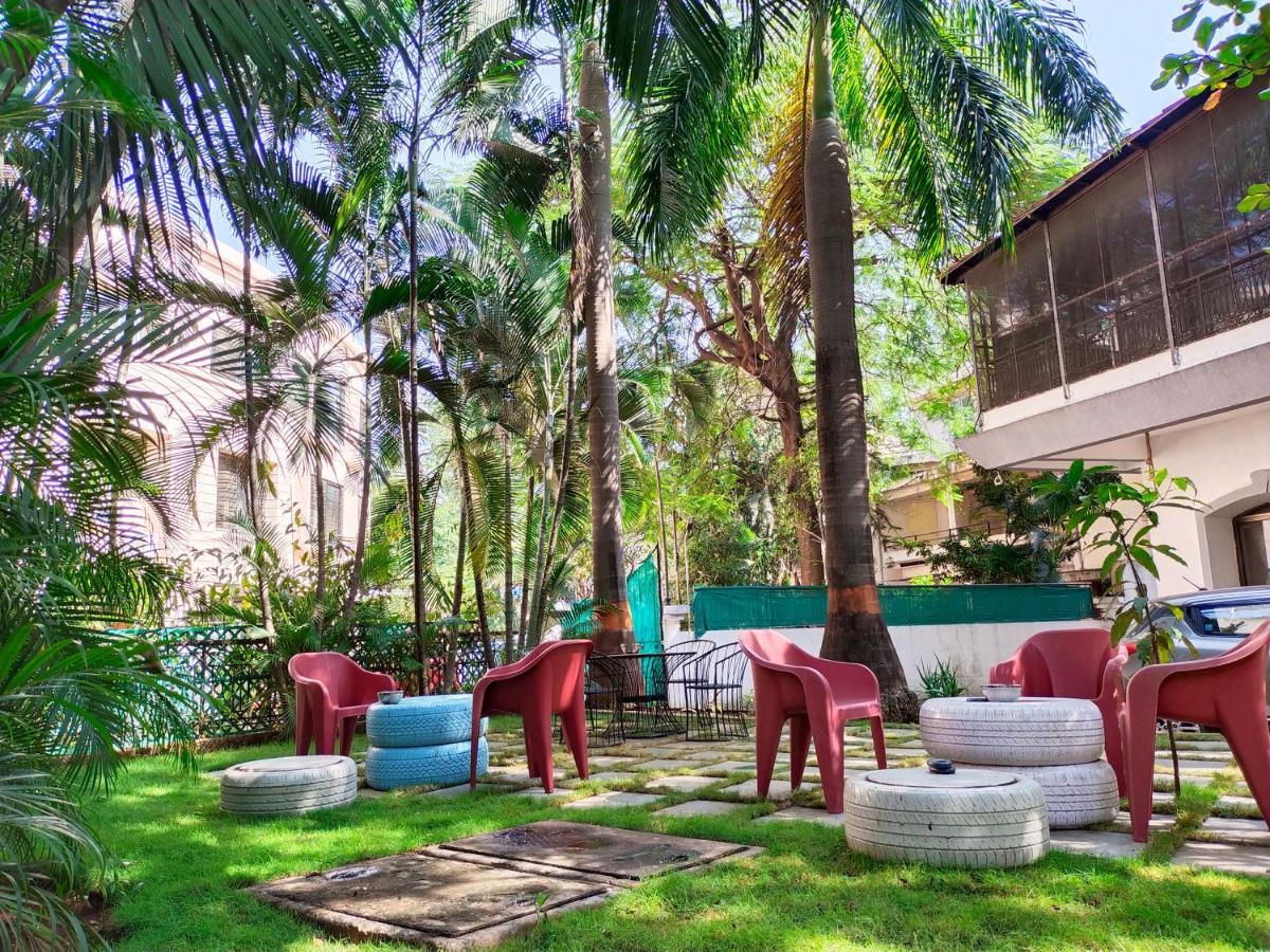 Hostel Lifespace- Twin Bungalow With Pods, Bunks, Private Rooms, Cowork & Cafe ปูเน่ ภายนอก รูปภาพ