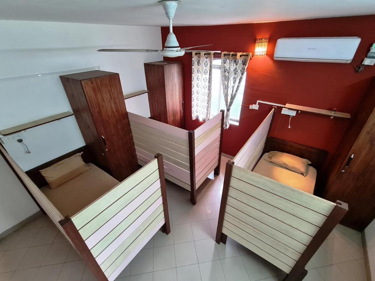 Hostel Lifespace- Twin Bungalow With Pods, Bunks, Private Rooms, Cowork & Cafe ปูเน่ ภายนอก รูปภาพ