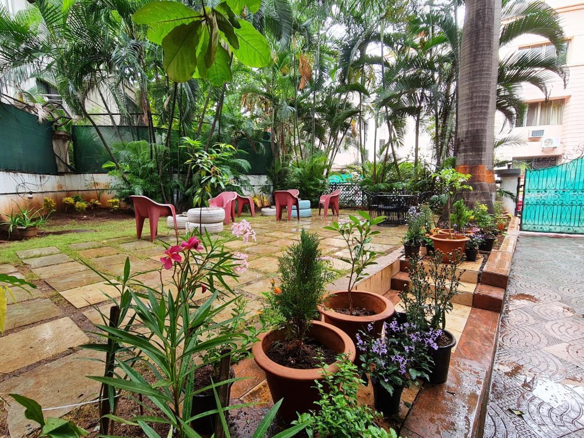 Hostel Lifespace- Twin Bungalow With Pods, Bunks, Private Rooms, Cowork & Cafe ปูเน่ ภายนอก รูปภาพ