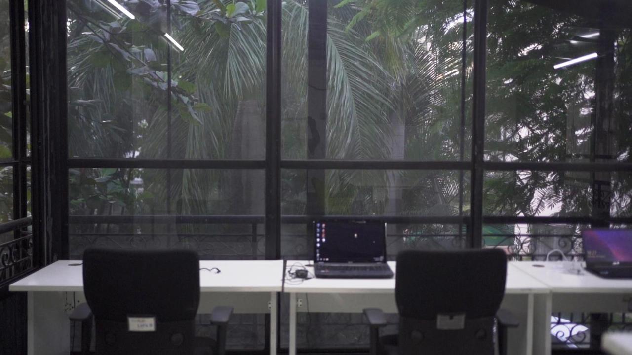 Hostel Lifespace- Twin Bungalow With Pods, Bunks, Private Rooms, Cowork & Cafe ปูเน่ ภายนอก รูปภาพ